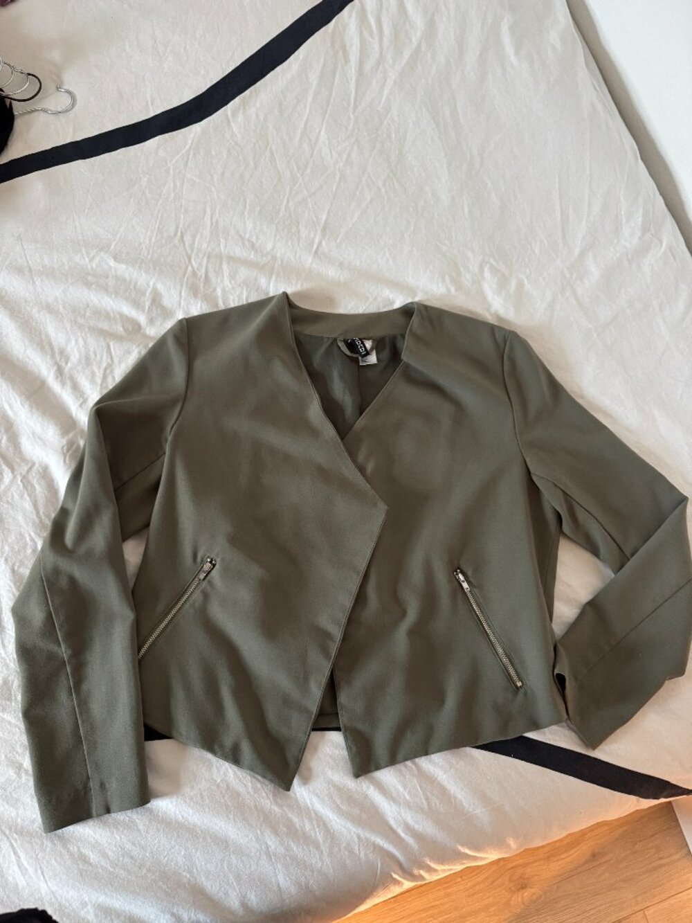 EUC H&M Olive Green Cropped Moto Jacket Sz 12
